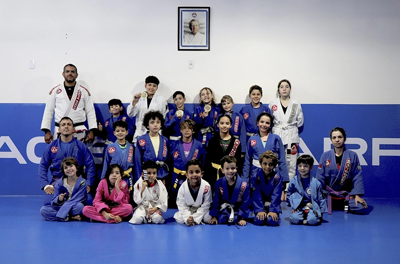 Foto de treino de Jiu-Jitsu infantil em Brasília